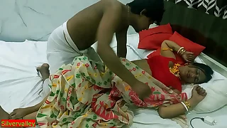 Indian beautiful hot Milf Bhabhi wrap up hardcore sex &excl; Experimental Hindi web sex